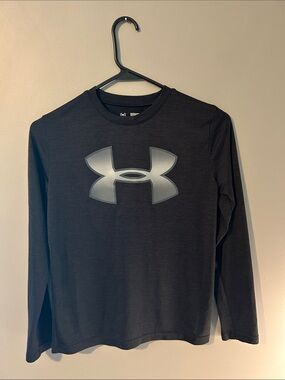 Under Armour Boy’s Youth Medium Black Long-Sleeve Logo Tee